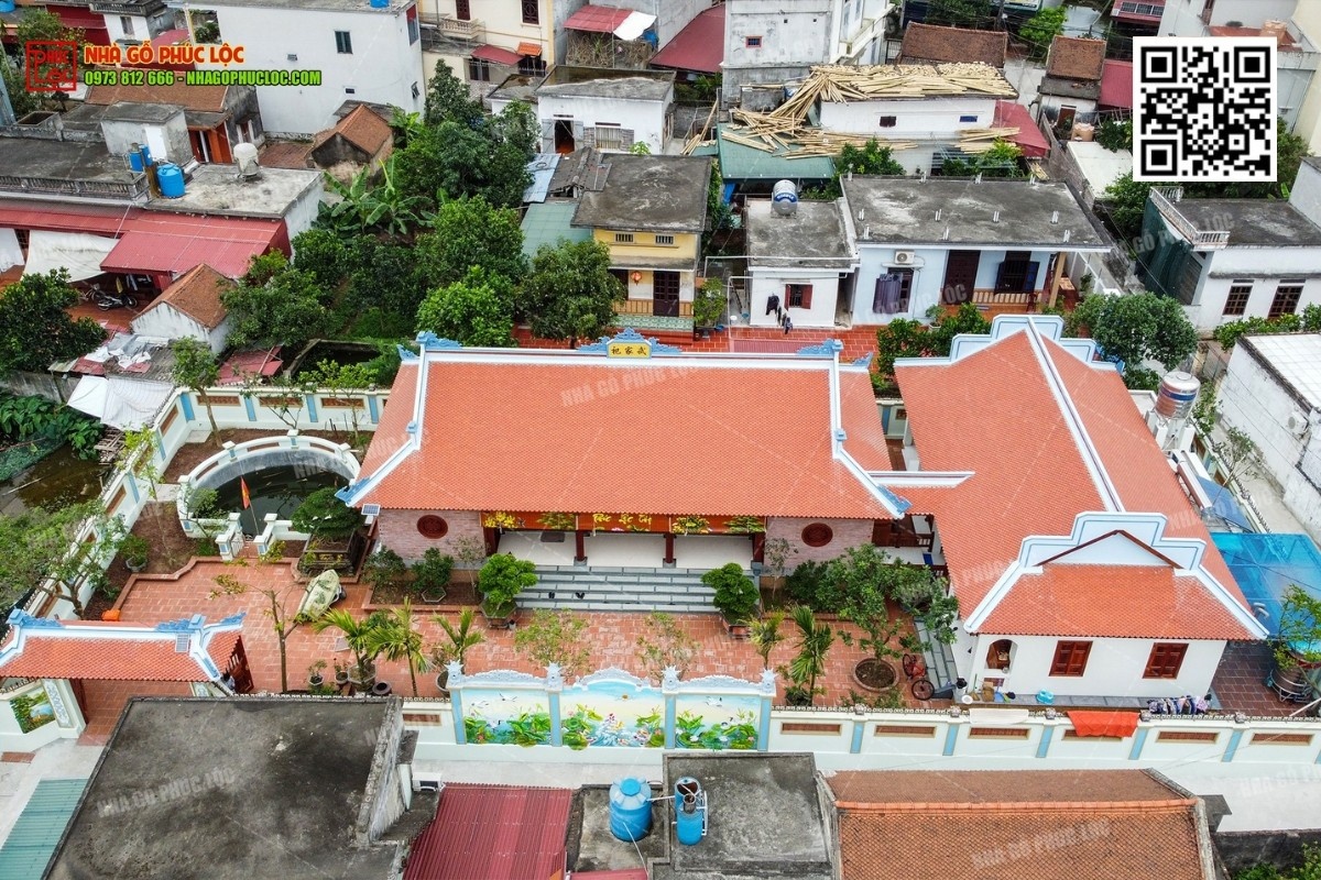 Lưu ý khi lựa chọn và thi công sân gạch đỏ cho nhà gỗ